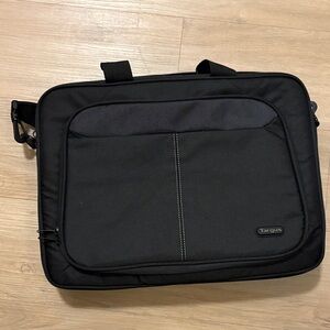Targus Black Laptop Bag NWOT
